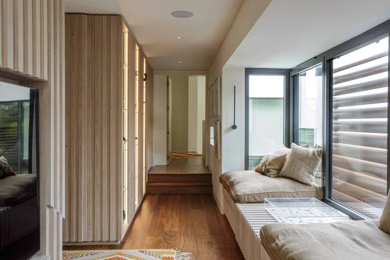 Golders Hill Park house by Schneider Designers, architects in North London
