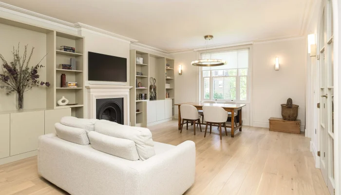 Hampstead Victorian Living–Dining Room with Fireplace and Bespoke Joinery